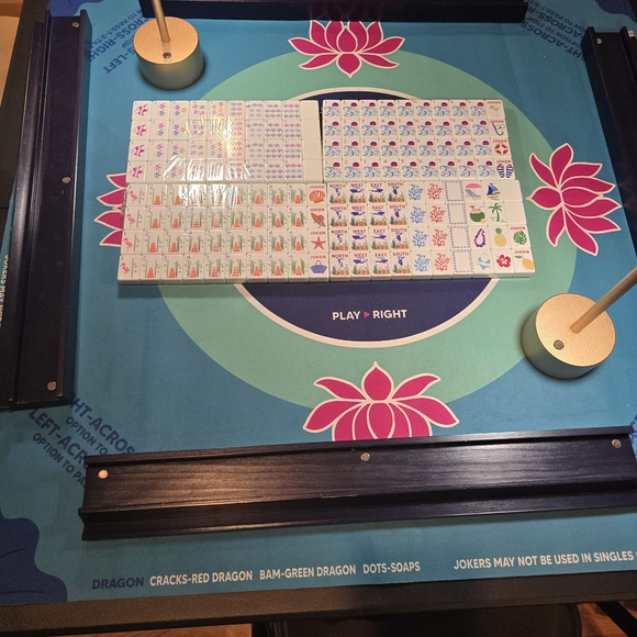 Island Vacation /  Hawaii / Caribbean / Mexico Mahjong Set with Kelly Green Back - Picture 2 of 10